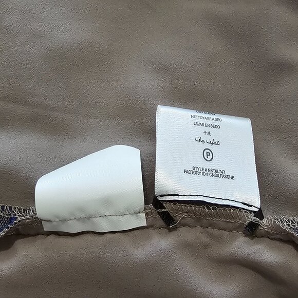 BCBGMAXAZRIA Runway Navy Strapless Dress with Embroidery in size 0 - Picture 9 of 9